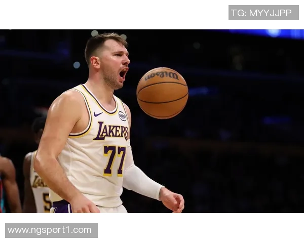 沃西谈东契奇：他是关键球员但团队配合同样重要