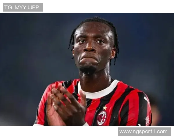 埃梅里引进亚伯拉罕意在强化球队后者渴望加盟维拉的决心显而易见 埃梅里引进亚伯拉罕意在强化球队后者渴望加盟维拉的决心显而易见