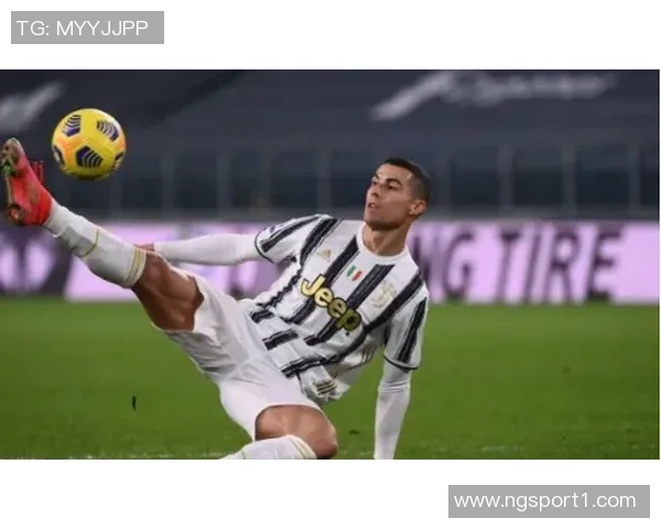 西马坎感慨与C罗并肩作战的珍贵经历与年龄差距的挑战 西马坎感慨与C罗并肩作战的珍贵经历与年龄差距的挑战